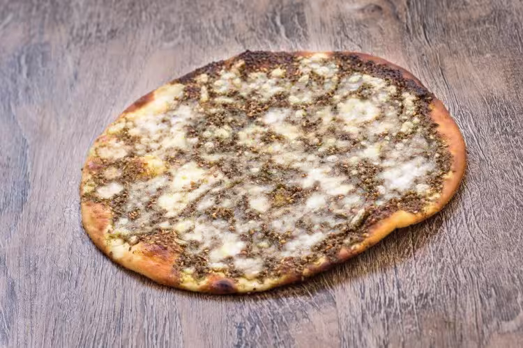 جبنة بزعتر    